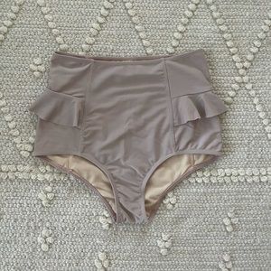 kortni jeane swim bottoms!